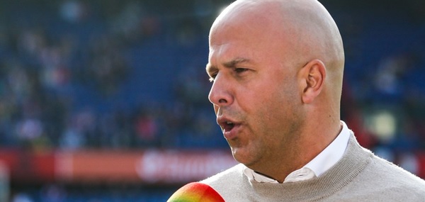 Foto: ‘Arne Slot maakt grote Feyenoord-blunder’