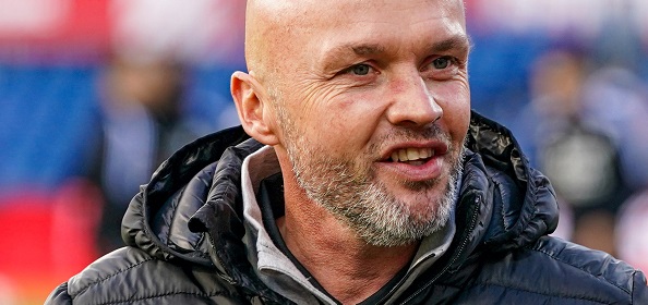 Foto: PEC Zwolle moet zich nú al beraden over opvolger Dick Schreuder