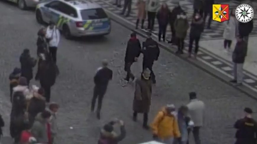 Foto: Tsjechische politie deelt beelden aanhouding Feyenoorder
