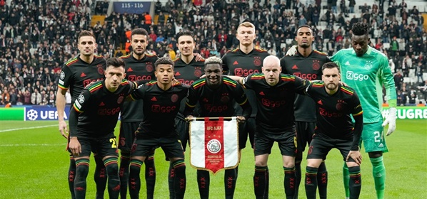 Foto: Supporters Ajax terecht furieus: “Door de KNVB geen gehoor gegeven”