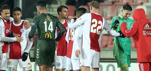 Foto: Ajax laat verdediger naar Emmen vertrekken