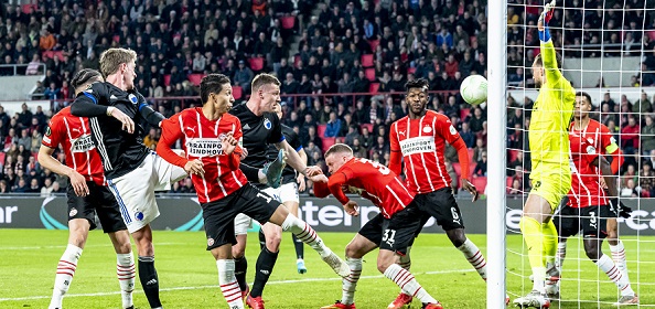 Foto: PSV speelt met 4-4 gelijk na avond vol fouten