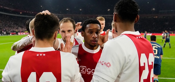 Foto: ‘Ajax-hereniging dankzij leegloop’
