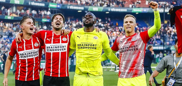 Foto: Mvogo: “Bij PSV blijven?”