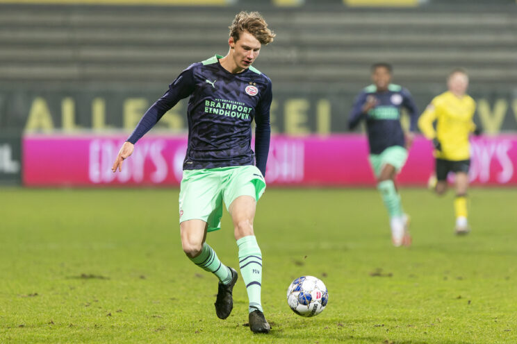 Foto: ‘PSV wil talentvolle spits langer vastleggen’