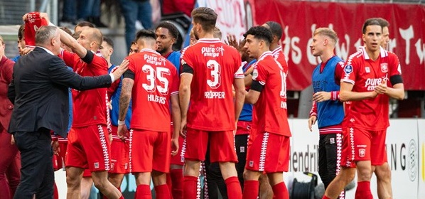 Foto: Actie bij Twente: “Vier, vijf of zes spelers”