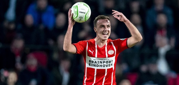 Foto: ‘PSV wil Götze overtuigen en uit handen Schmidt houden’