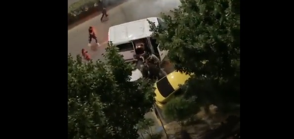 Foto: ‘Fans én agenten gewond bij clashes in Tirana’