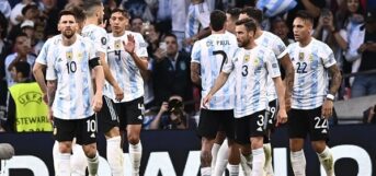 Argentinië laat niets heel van Italië in Finallisima