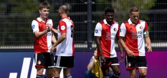 Feyenoord maakt korte metten met NAC