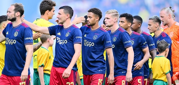 Foto: Ajax-fans fileren eigen speler gelijk: “Weg met hem!”