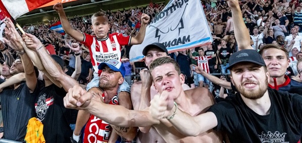 Foto: PSV-fans belagen spelersbus Rangers: “You’re f*cking shit” (?)