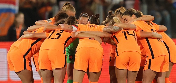 Foto: Oranje Leeuwinnen pakken WK-ticket in extremis