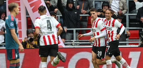 Foto: Kieft over PSV’er: “Daar gaat hij onder gebukt”