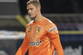 Cocu laat Vitesse beter voetballen, maar doelman Scherpen blijft achter
