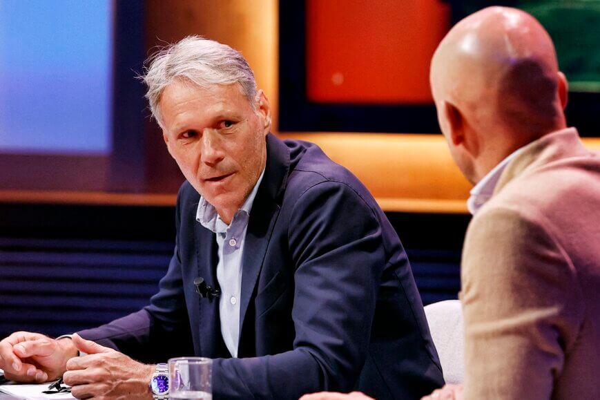 Foto: Van Basten ziet Ajax-probleem: “Dan is er iets niet helemaal in orde”