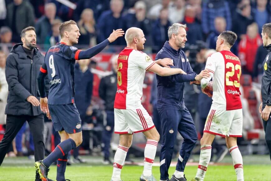Foto: ‘Ajax richt grote PSV-schade aan’