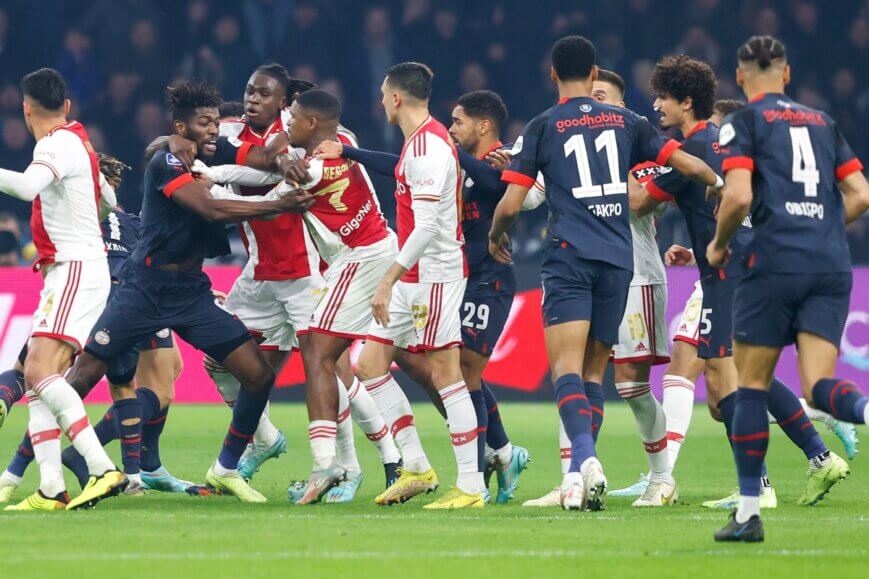 Foto: ‘Ajax en PSV strijden om Braziliaanse rechtsback’
