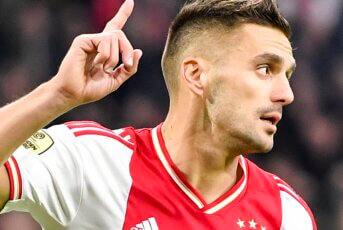 Tadic zet Ajax razendsnel op voorsprong tegen Vitesse