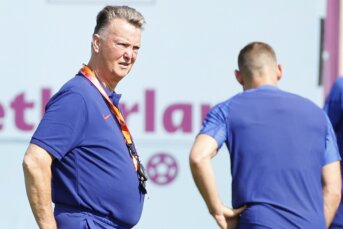 ‘Van Gaal neemt drietal Oranje-spelers totaal niet serieus’