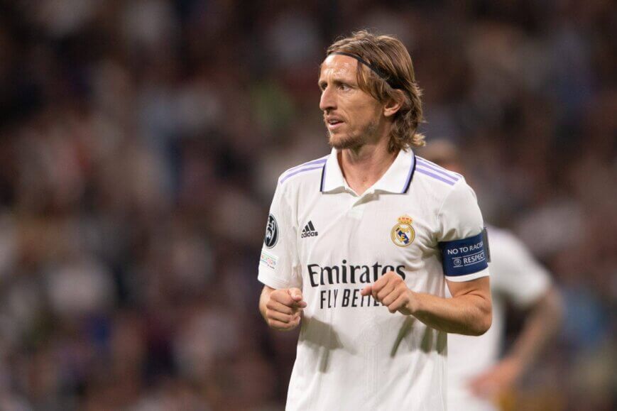 Foto: Real wint ondanks enorme misser Modric van Cádiz