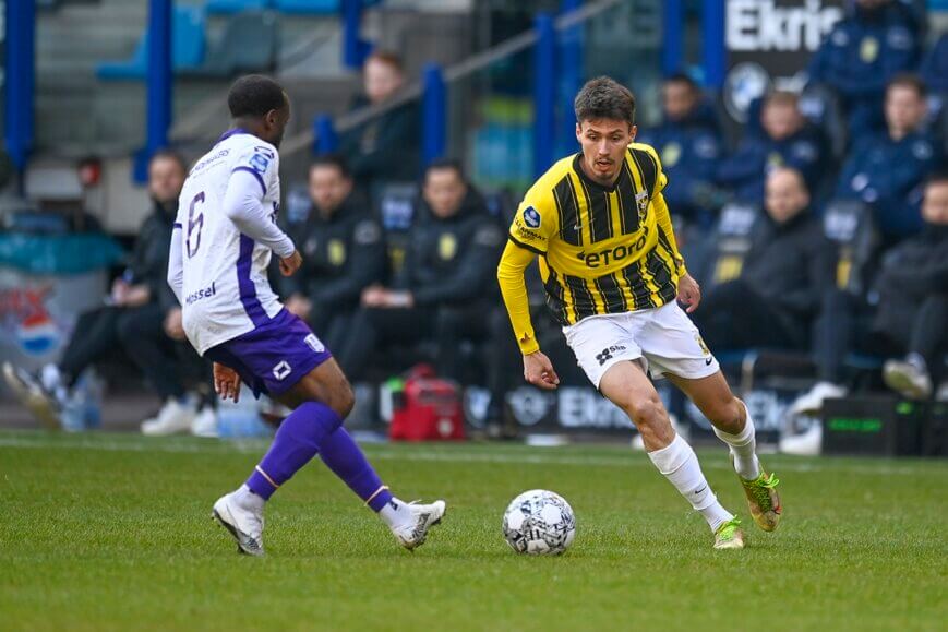 Foto: Vitesse krijgt opsteker met vervroegde terugkeer Oroz