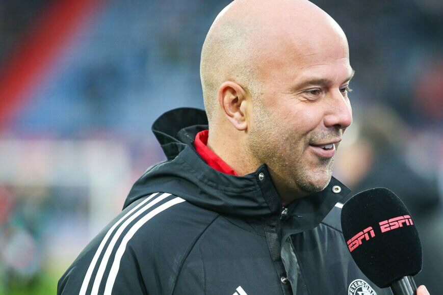 Foto: ‘Slot geeft pijnlijk Feyenoord-signaal af’