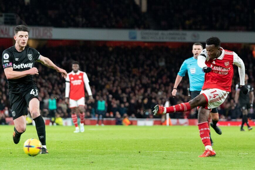 Foto: Wenger ziet Arsenal titeldroom verstevigen