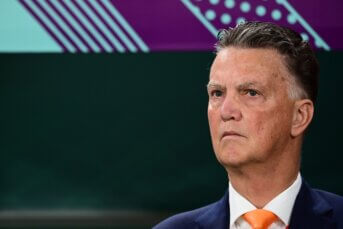 Haan hekelt Oranje-spel: ‘Er is maar één manier voor Van Gaal’