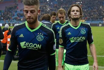 ‘Ajax moet verdediger terughalen naar Amsterdam’