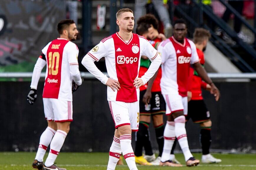 Foto: Taylor verslaat Ajax-statistieken Gravenberch en Frenkie de Jong