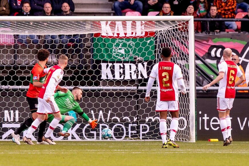 Foto: Ajax begint 2023 met nieuwe tegenslag