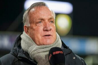 Advocaat ziet PSV-keuze verkeerd uitpakken: “Interesseert me geen bal”