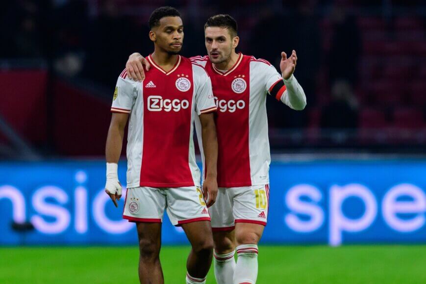 Foto: ‘Schreuder gooit Ajax-opstelling overhoop’