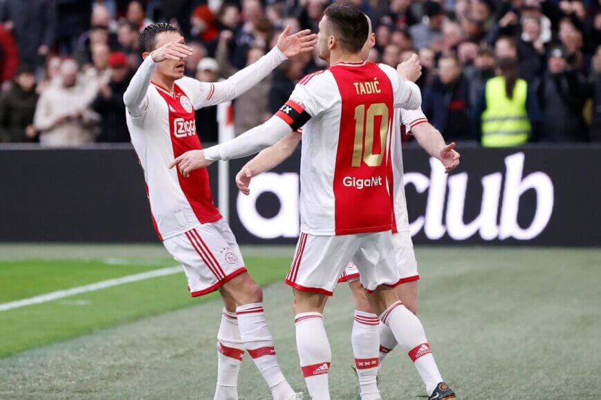 Foto: Telegraaf rept over ‘beste Ajax-miljoenentransfer ooit’