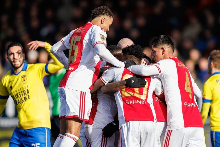 Foto: Ajax-duo imponeert: ‘Laat zien wat zo’n beetje zijn favoriete positie is’