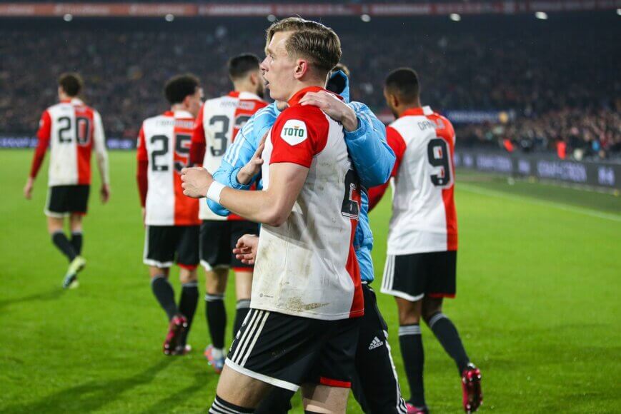Foto: ‘Bizar interview na Feyenoord-AZ: geen zinnig woord’