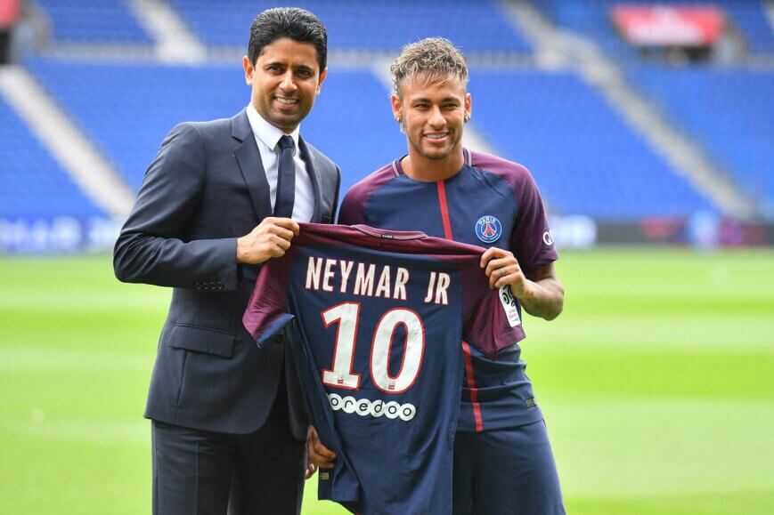 Neymar als recordaankoop van Paris Saint-Germain