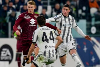 Juventus viert Pogba-rentree met derbyzege