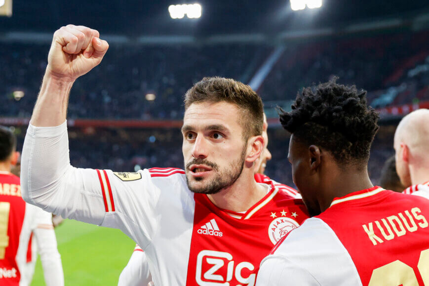Foto: Voorspelling: Ajax gaat op bezoek in Heerenveen op zoek naar zevende Eredivisiezege op rij