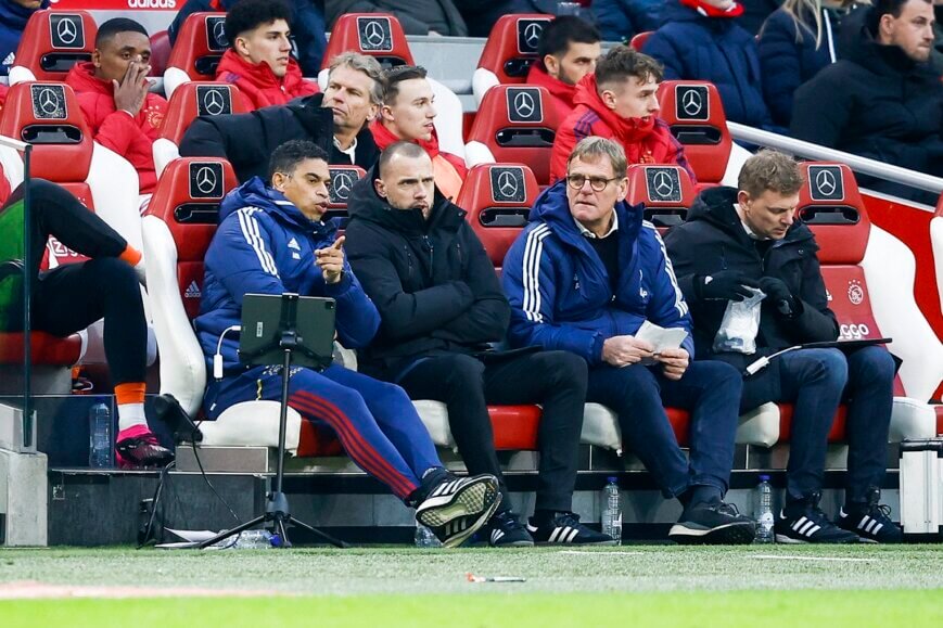 Foto: ‘Ajax moet op zoek naar andere trainer’