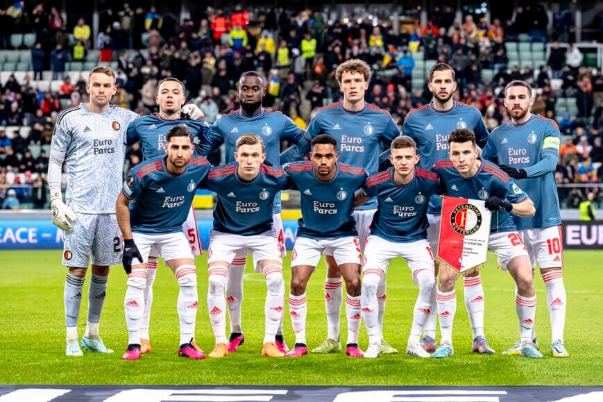 Foto: Vertrouwen in Feyenoord: ‘Komt goed in terugwedstrijd’ 