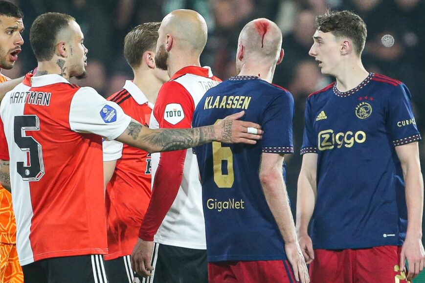 Foto: Pijnlijk: Twitteraar merkt wijziging in bio officieel Ajax-account op