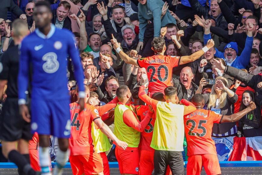 Foto: Chelsea en Tottenham staan voor lul in eigen stadion