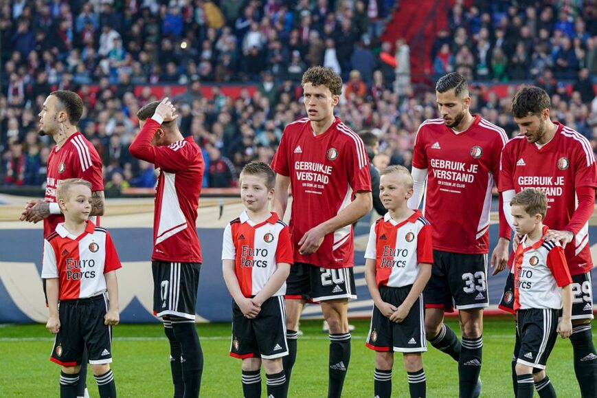 Foto: Feyenoord-kijkers gaan los: “Om te janken”