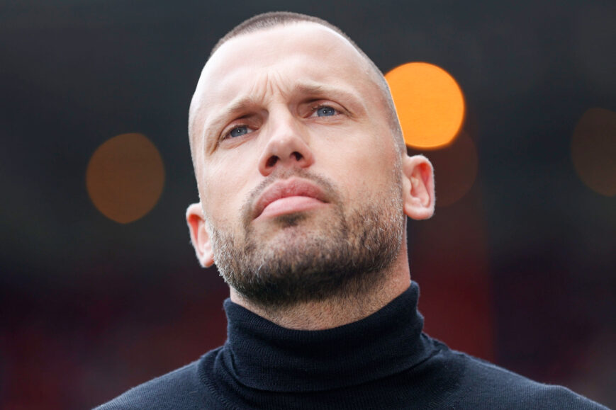 Foto: Heitinga buigt voor PSV: ‘Lesje in effectiviteit’