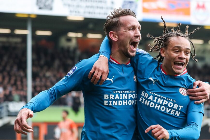 Foto: ‘KNVB maakt zich belachelijk tijdens Volendam – PSV’