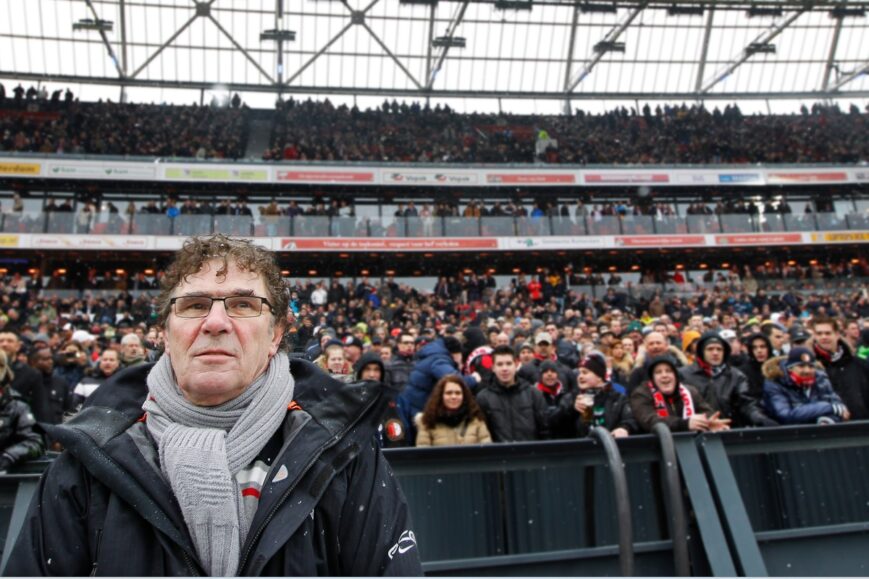 Foto: Van Hanegem lyrisch over ‘voetbalslimme’ Feyenoorder