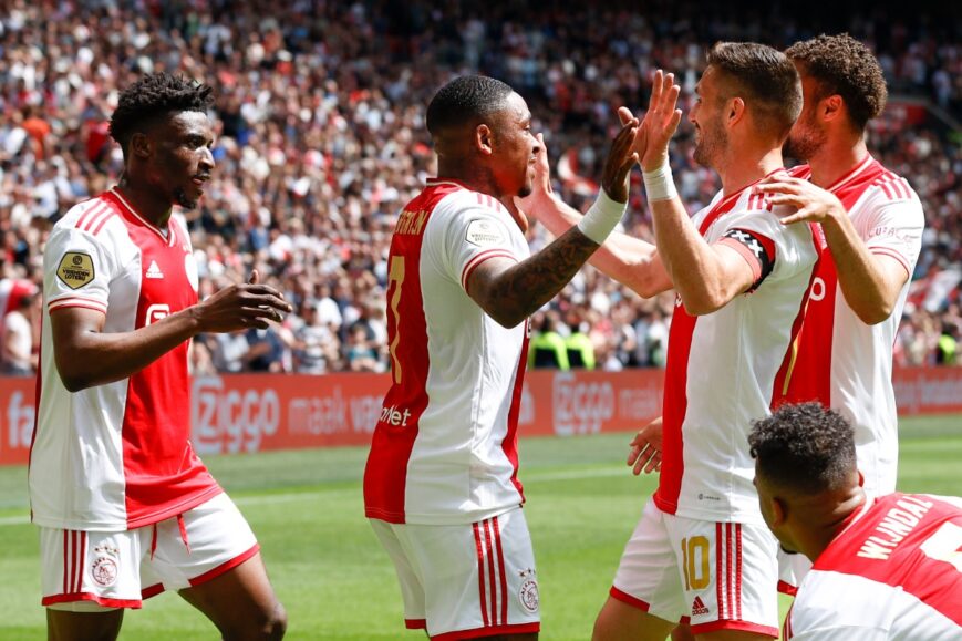 Foto: Ajax maakt zich op voor onhoudbaar afscheid