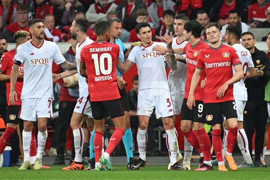 Foto: Mourinho frustreert Leverkussen: ‘Walgelijk, dat is toch geen voetbal?’